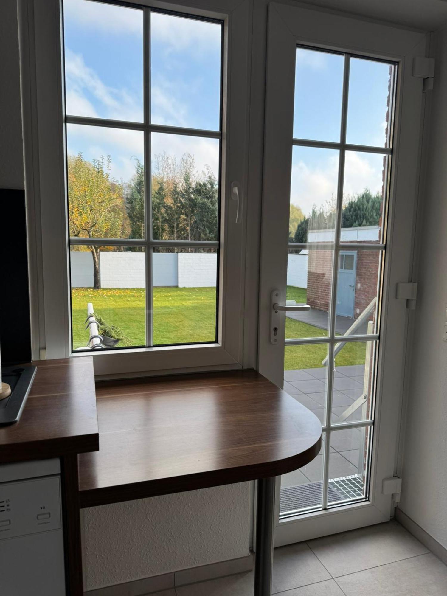Apartment Rheiner Wohlfuehlsuite Mit Garten Rheine