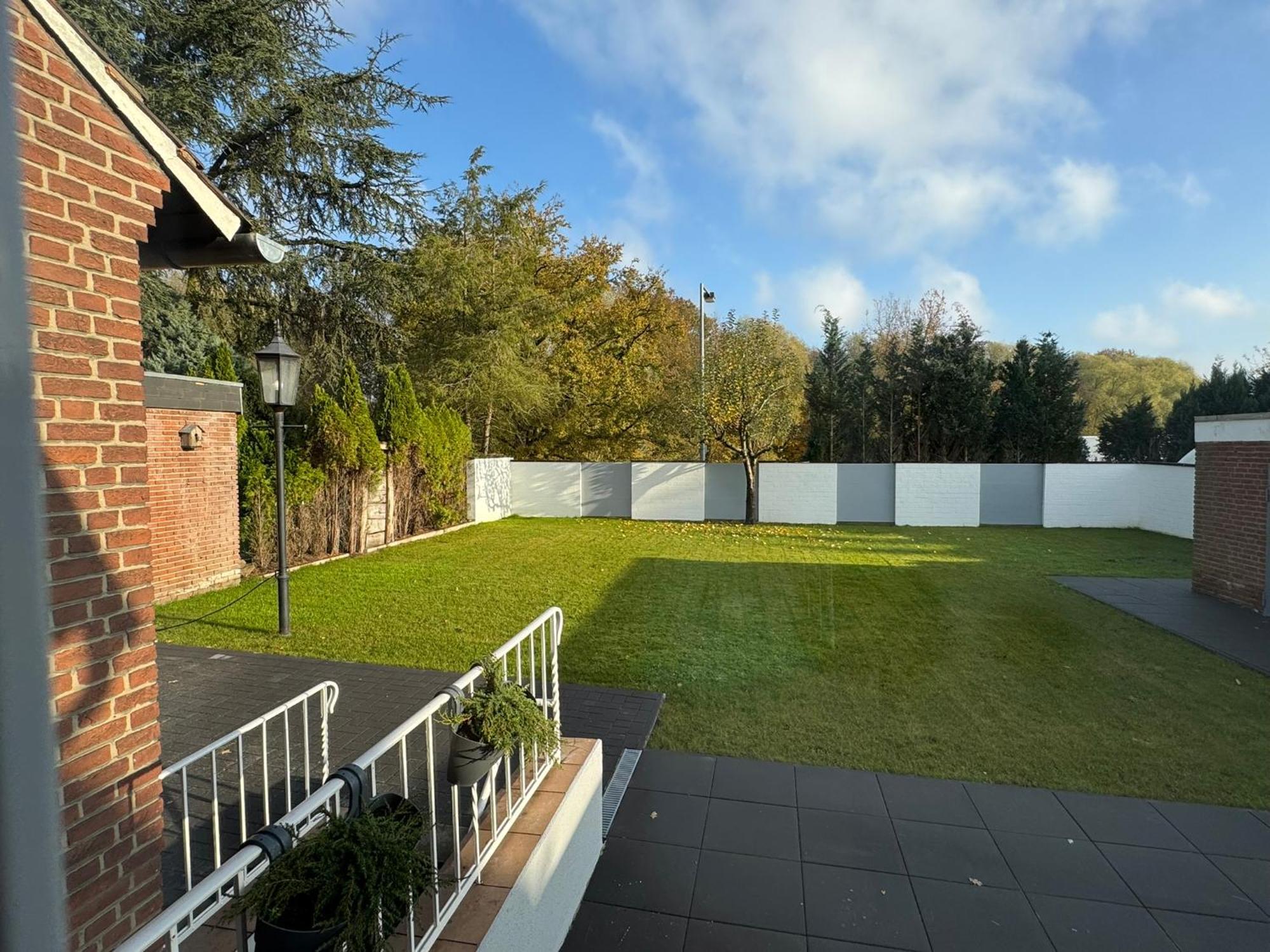 Apartment Rheiner Wohlfuehlsuite Mit Garten
